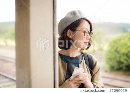 出女性肖像 出女性肖像 25090059