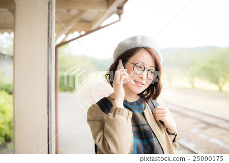 出女性肖像 出女性肖像 25090175