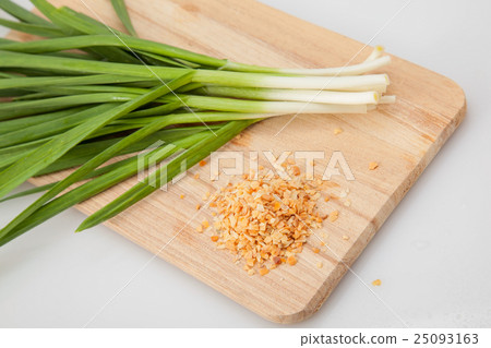 garlic garlic 25093163
