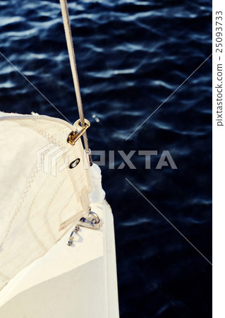 Preparing before lifting staysail sails. 25093733