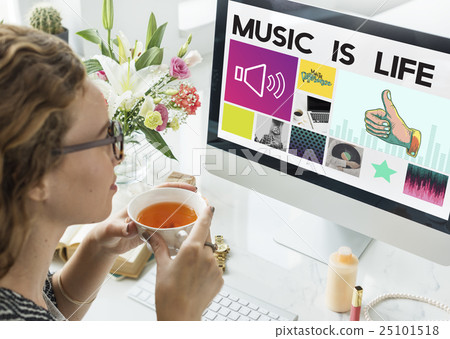 Media Player Audio Entertainment Streaming Concept Media Player Audio Entertainment Streaming Concept 25101518