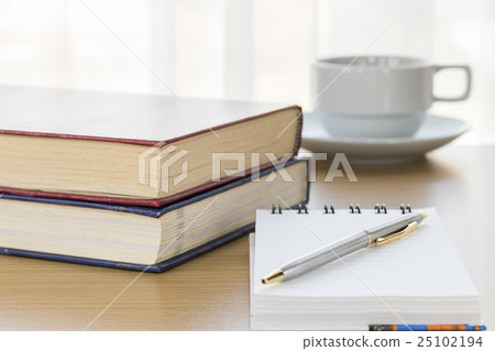 Pen put on notepad open blank page Pen put on notepad open blank page 25102194