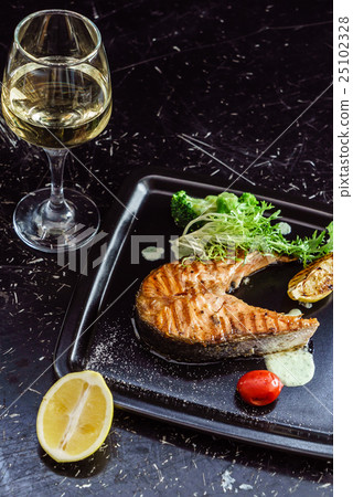 salmon steak salmon steak 25102328