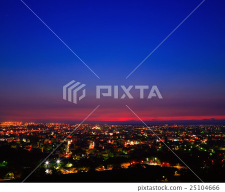 火紅夕彩 25104666