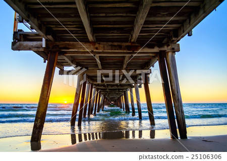 Sunset at Henley Beach 25106306
