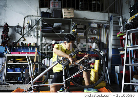 Messenger bicycle maintenance 25106586
