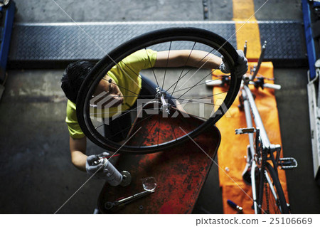 Messenger bicycle maintenance 25106669