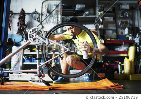 Messenger bicycle maintenance 25106719