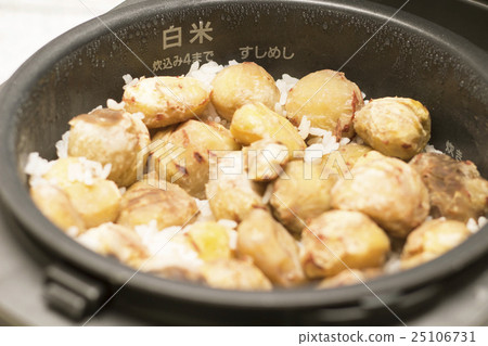 Handmade chestnut rice 25106731