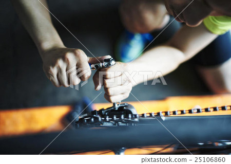 Messenger bicycle maintenance 25106860