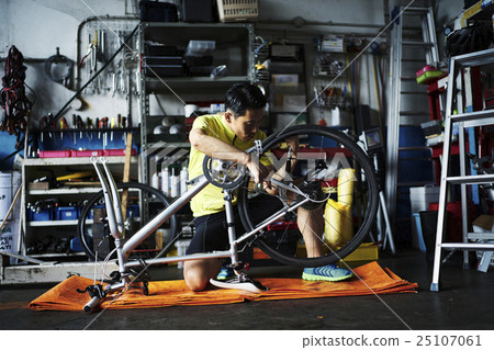 Messenger bicycle maintenance 25107061