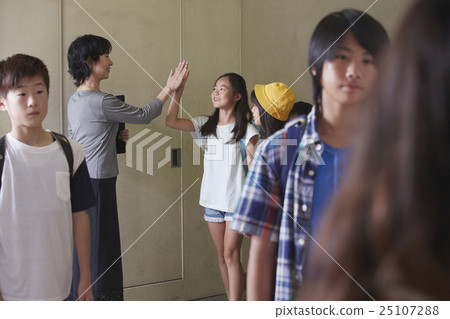 小學考勤形象 25107288