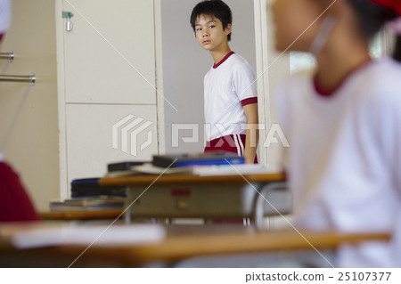 小學生愛情形象 25107377