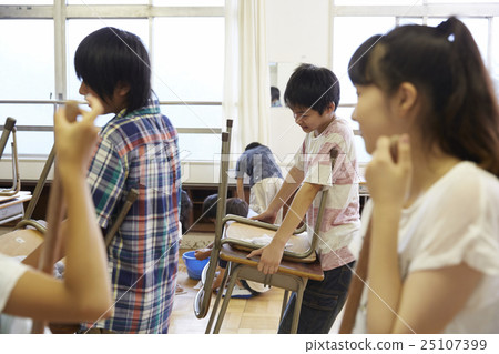 Elementary school cleaning image 25107399