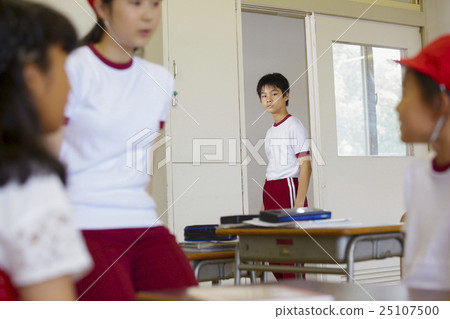 小學生愛情形象 25107500