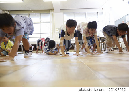 小學清潔圖像 小學清潔圖像 25107612