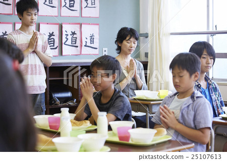 小學午餐 小學午餐 25107613