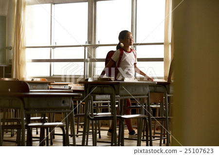 小學放學後 25107623