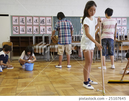 小學清潔圖像 25107645
