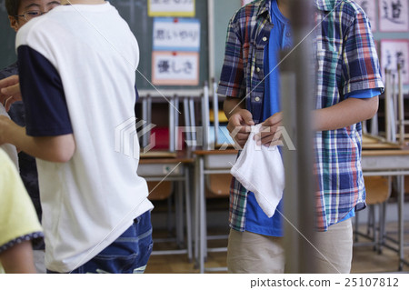 Elementary school cleaning image 25107812
