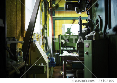 Factory image 25108509