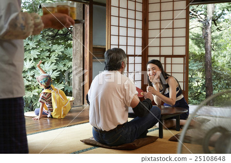 Country life image 25108648