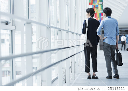 互聯網公司老闆和下屬 互聯網公司老闆和下屬 25112211