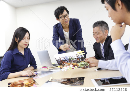 Brochure pictograph decision, advertising agent, editorial department, advertising production company, travel agency 25112328