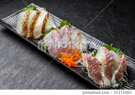Sea bream sashimi Sashimi of the sea bream 25115062