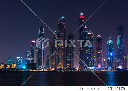 Night cityscape of Dubai city, UAE 25116179