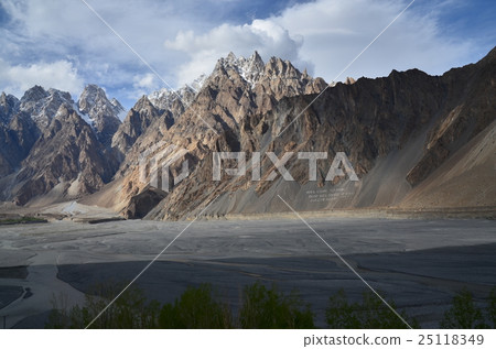 Pakistan Passa Village and Cathedral Peak 25118349