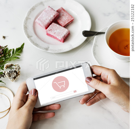 E-commerce Shop Online Homepage Sale Concept 25122182