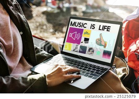 Media Player Audio Entertainment Streaming Concept Media Player Audio Entertainment Streaming Concept 25125079