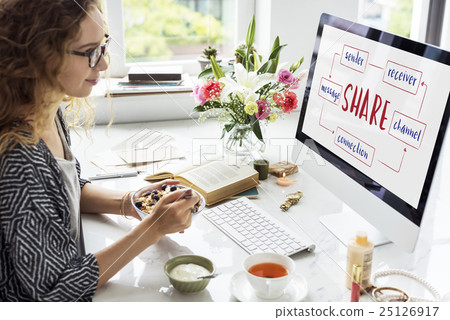 Social Media Online Connection Concept 25126917