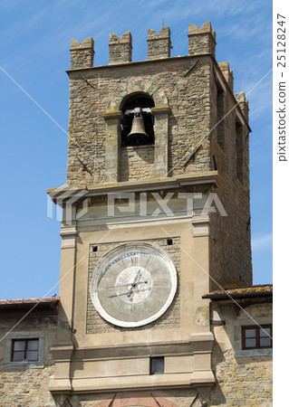 detail of Palazzo Comunale in Cortona 25128247