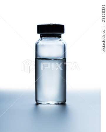 medicament in a glass vial 25128321