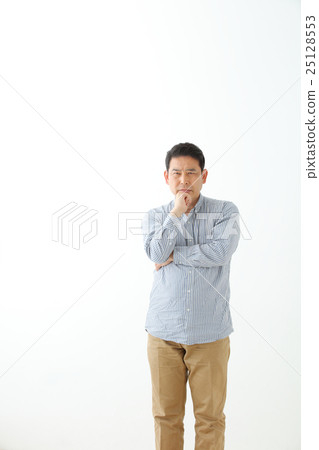 Middle man is troubled Middle man is troubled 25128553