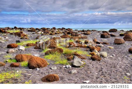 Stones at Reynishofn beach - Iceland 25129331
