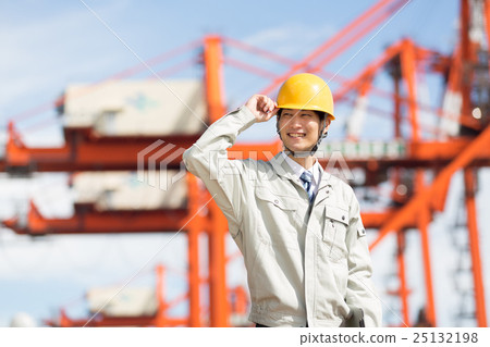 碼頭工人給出方向 碼頭工人給出方向 25132198