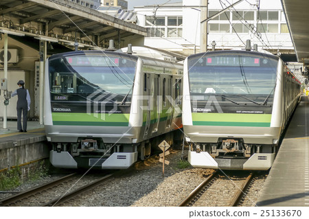 橫濱線E233系列東神奈川站 橫濱線E233系列東神奈川站 25133670