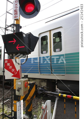 Seibu Line Railroad Crossing without Opening Seibu Line Railroad Crossing without Opening 25141483