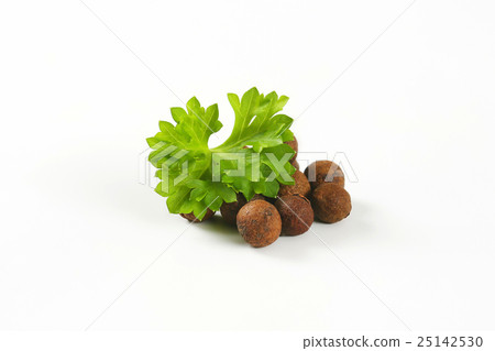 Whole allspice berries 25142530