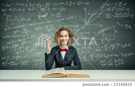 She is studying hard She is studying hard 25148929