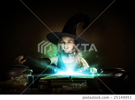 Little witch Little witch 25149951