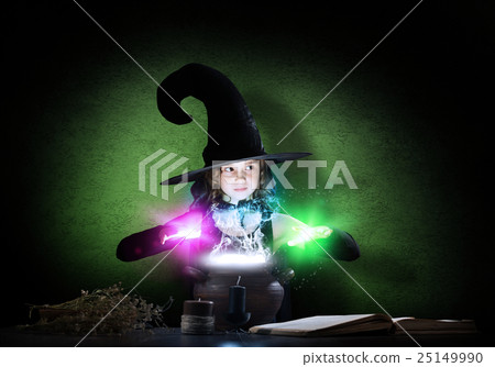 Little witch Little witch 25149990