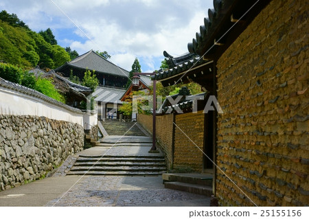 Nara Todaiji Temple Road of the earth wall rising in February 3 25155156
