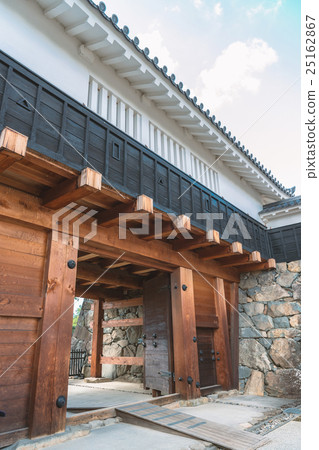 Shinshu Matsumoto Castle Black gate 25162867