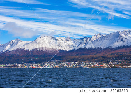 Ushuaia aerial view, Argentina 25163813