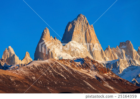Fitz Roy mountain, Patagonia Fitz Roy mountain, Patagonia 25164359