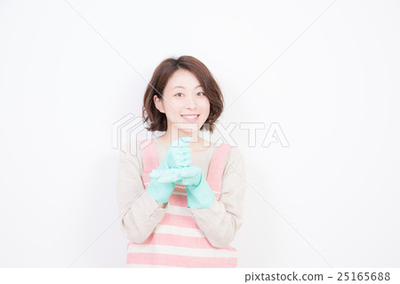 Cleaning ladies 25165688